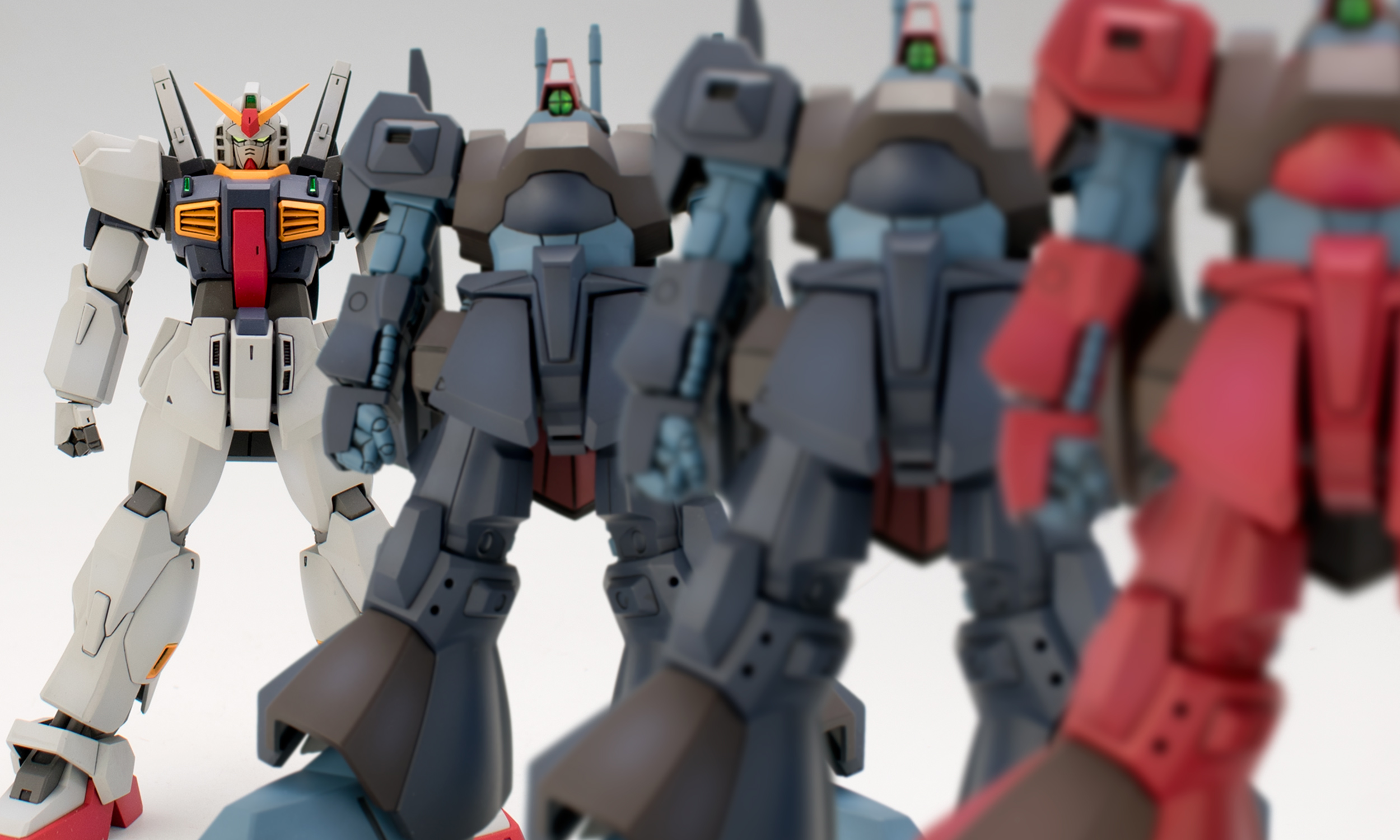 Zガンダム OP 格納庫シーン
